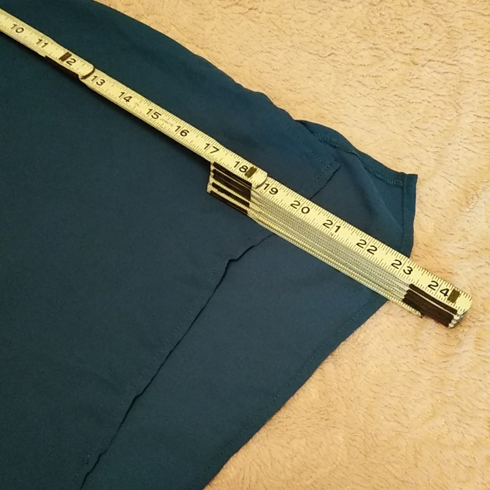 Chain Detailed Ruffle Blouse - Picture 6 of 6